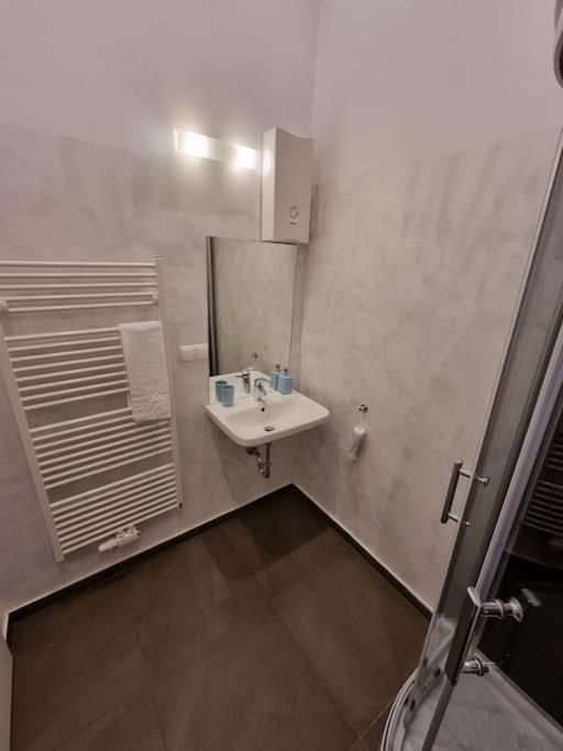 Sissi Royal Suite - Inner City 4 Bedroom Apartment 비엔나 외부 사진