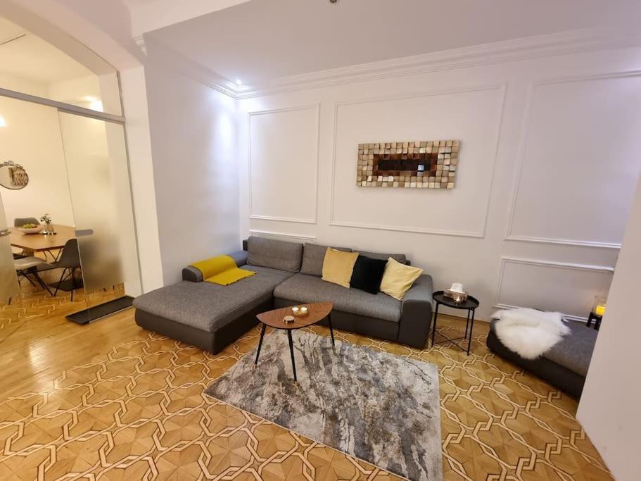 Sissi Royal Suite - Inner City 4 Bedroom Apartment 비엔나 외부 사진